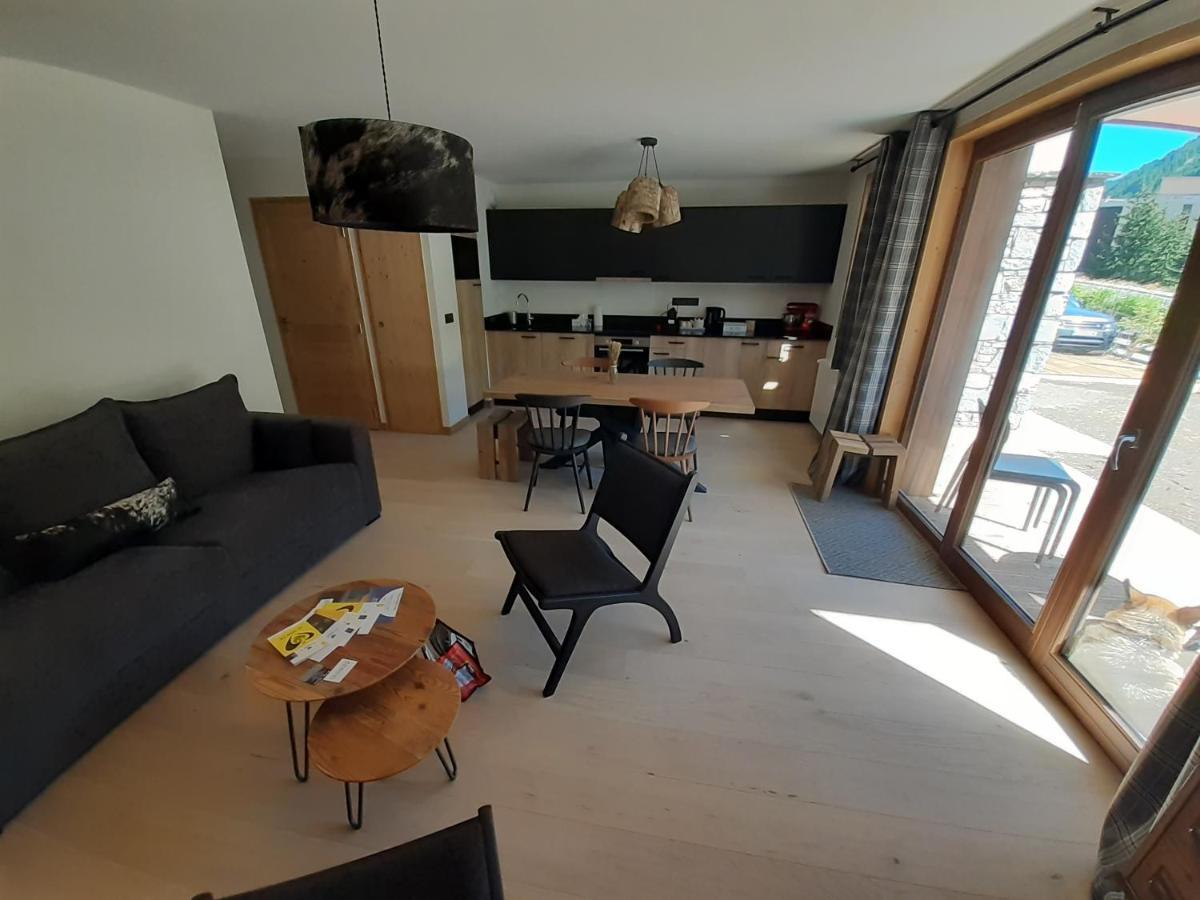 Superbe Appartement T3 4 Etoiles Terrasse Acces Spa Saint-Chaffrey Exterior foto