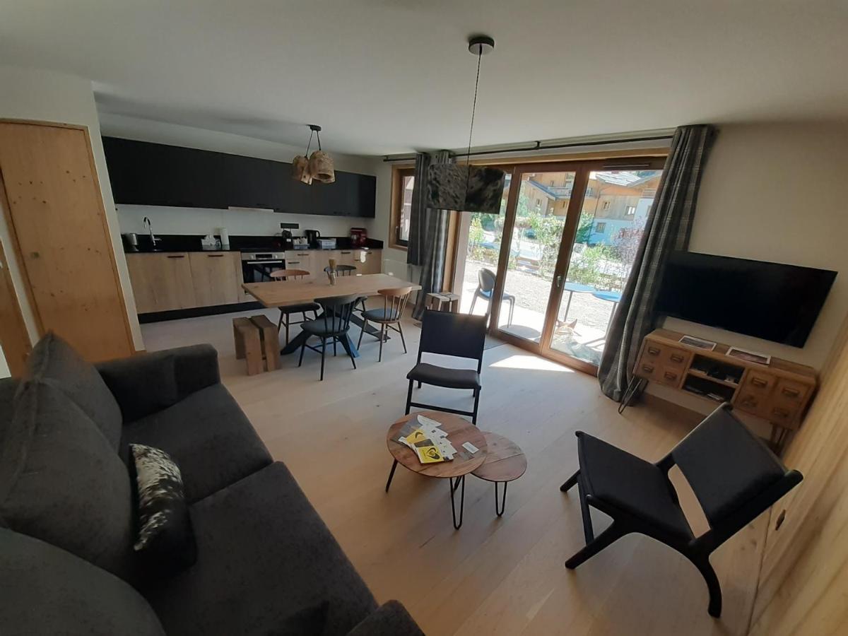 Superbe Appartement T3 4 Etoiles Terrasse Acces Spa Saint-Chaffrey Exterior foto
